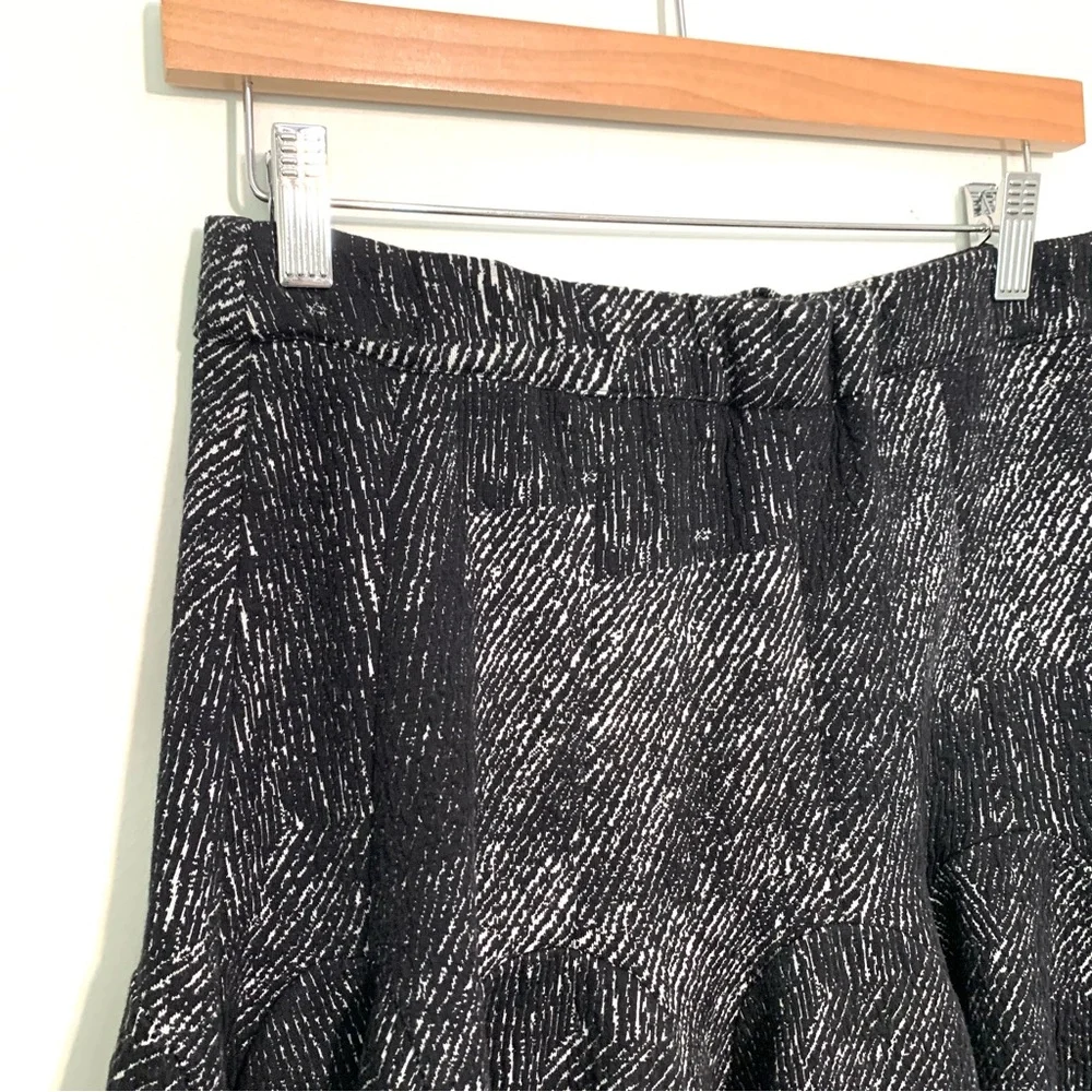 Banana Republic Godet Mini Skirt Black and White Striped Size 14 High Waist